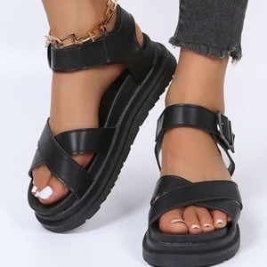Platform sandals